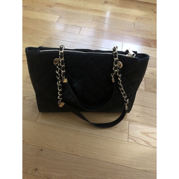 Madison West Womens Handbag Black Leather NWOT Zip Snap Closure - Picture 6 of 10